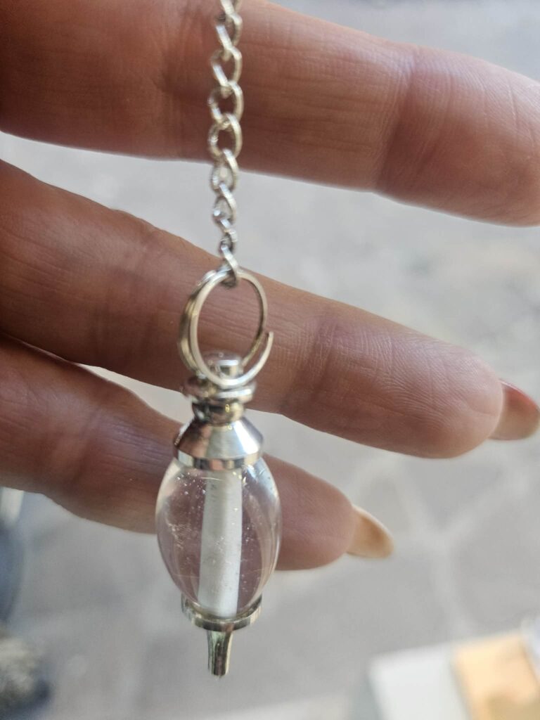 Pendule linguine "Cristal de Roche"